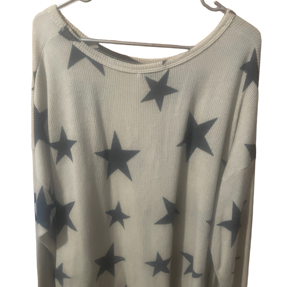 Cotten star shirt - Picture 1 of 3